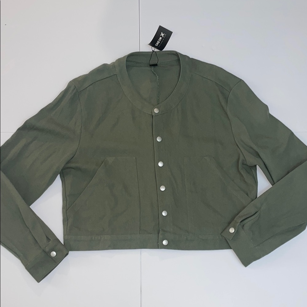 SHEIN Green Utility Cropped Jacket with Relaxed Fit